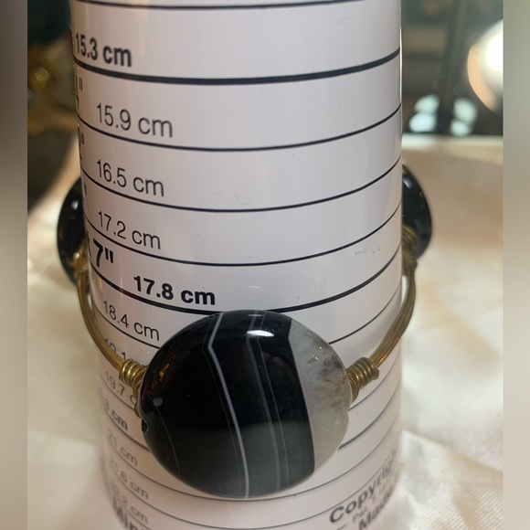 Bourbon & Bowties stone and wire bangle-Black/Grey - Picture 2 of 8